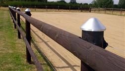 Round_Post_Caps_Circle_Cap_For_Round_Post_3_4_5_6_8_Inch_Round_Post_Kokille_Quickcap_Quick_Cap_Nordic_Cap_Aluminum_Cone_Alu_Horse_Fence_Install