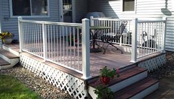 Solutions_Aluminum_Railing_Systems_PTP_And_OTP_Level_Porch_Rails_White_4x4_Posts_Round