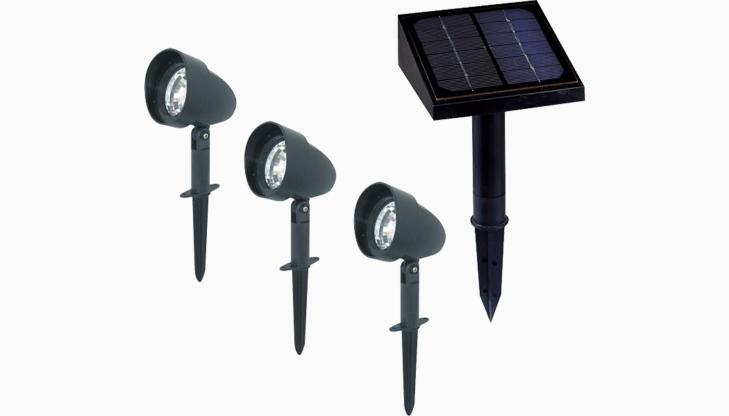 Solar Landscape Spotlights by Classy Caps