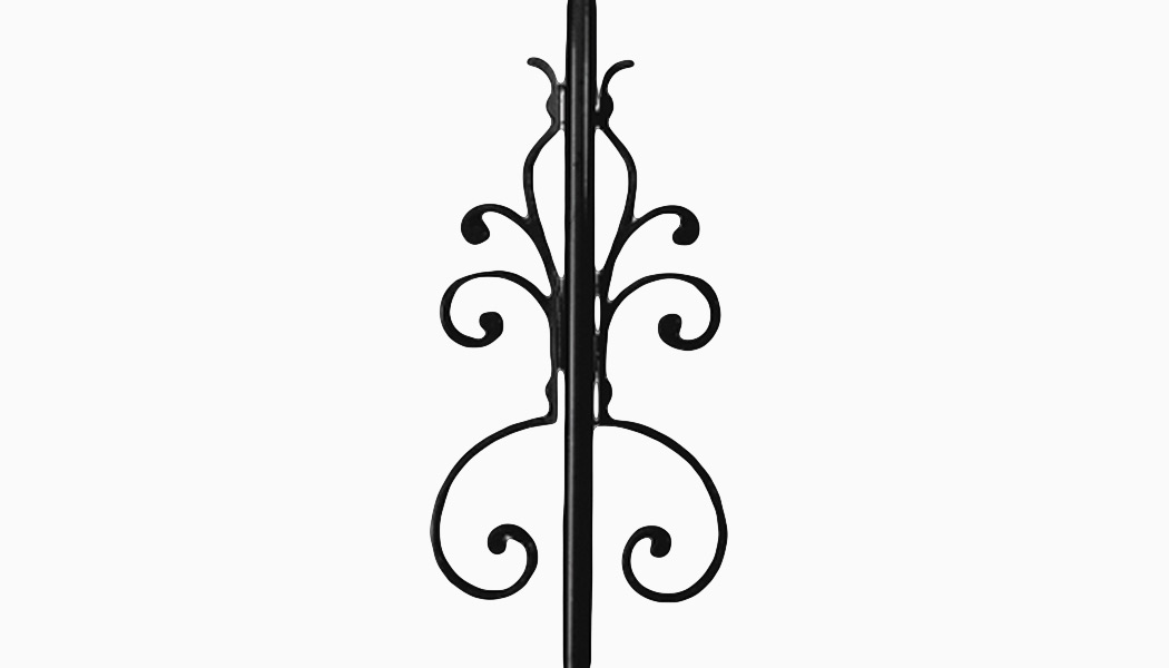 Baluster Centerpieces by Deckorators