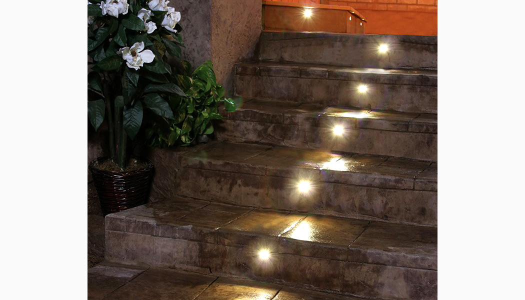 Dek Dots 12 Volt LED Lights 4 Pack by Dekor Deck Lighting DeckAccent