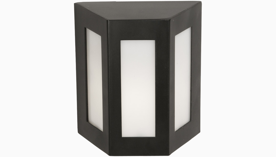 Clear Creek Low Voltage Rail Lighting by Highpoint Deck Lighting