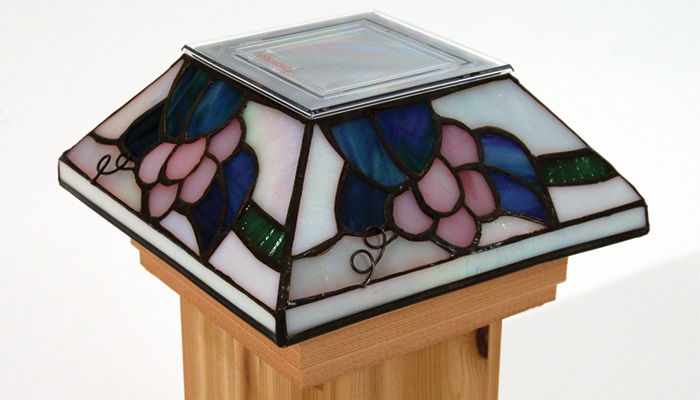 Tiffany-Style Glass Grape Solar Post Light